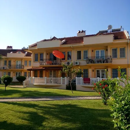 Apartment Beatiful With Two Pools And Garden