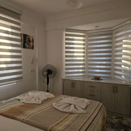 Beatiful With Two Pools And Garden Apartment Fethiye